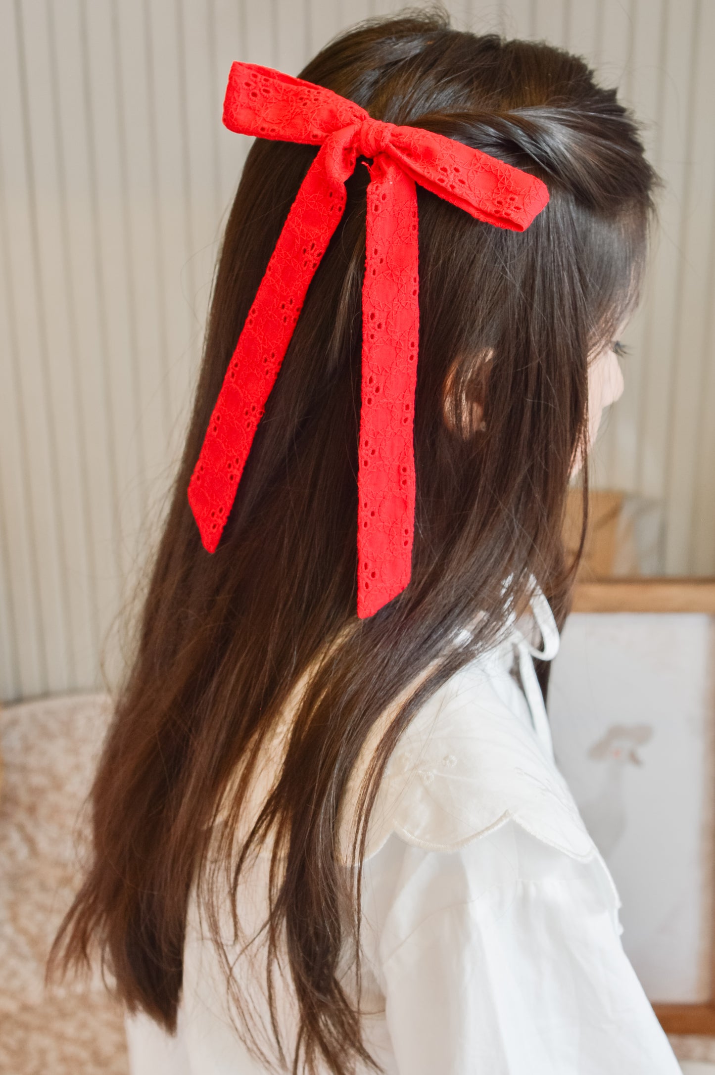 Lazo Red Eyelet