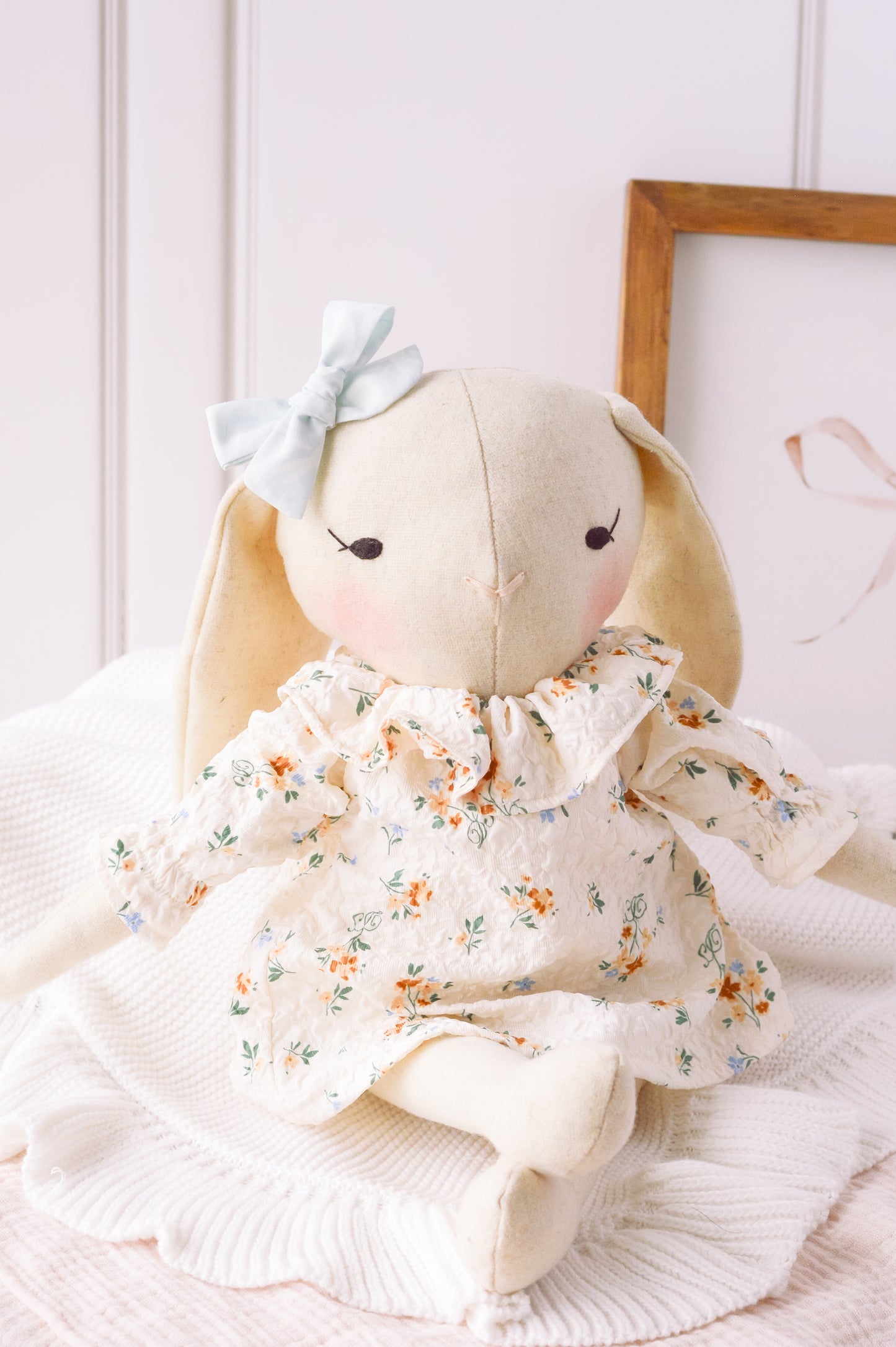 Coneja Vestido Cuello Flores