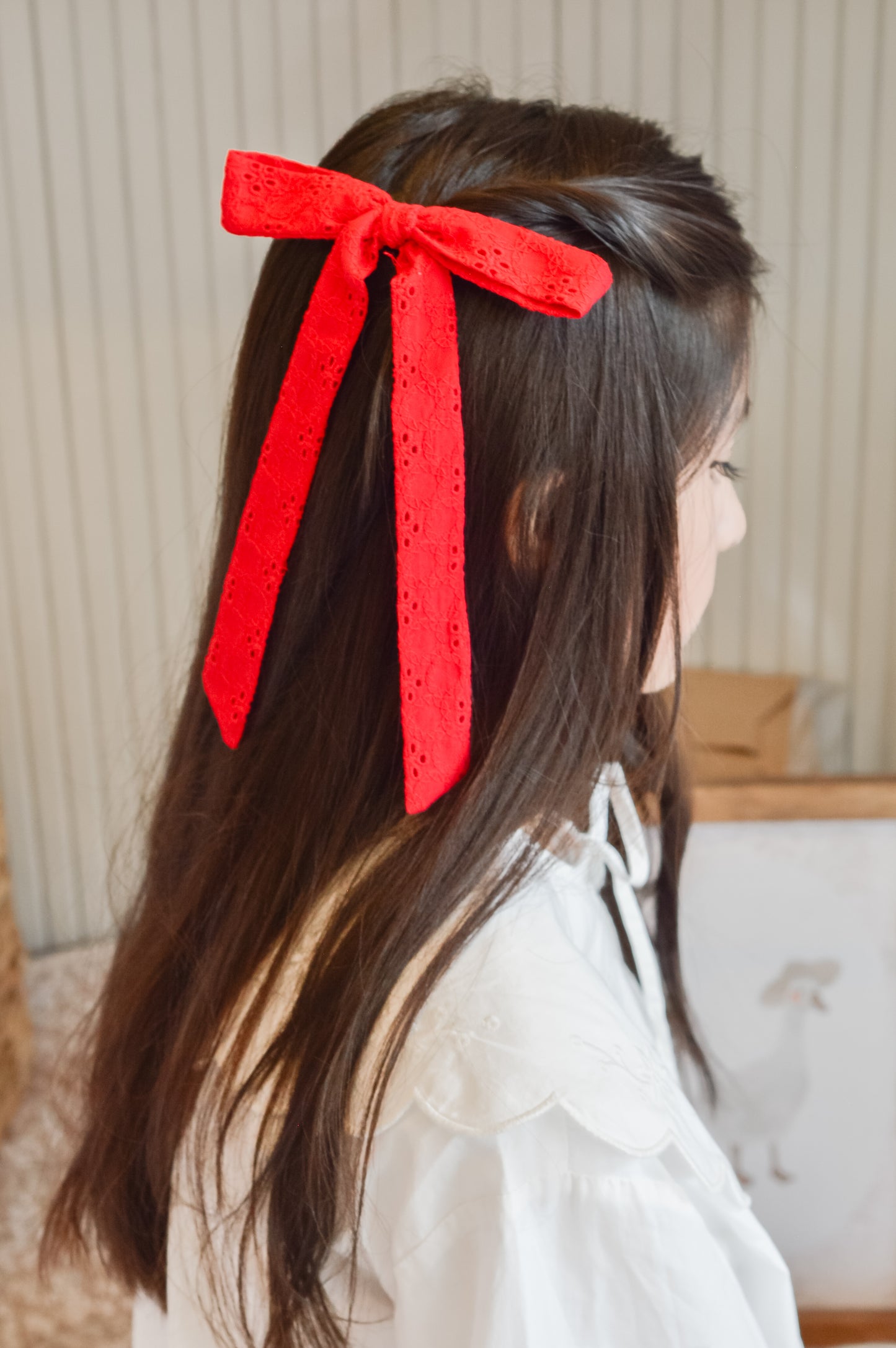 Lazo Red Eyelet