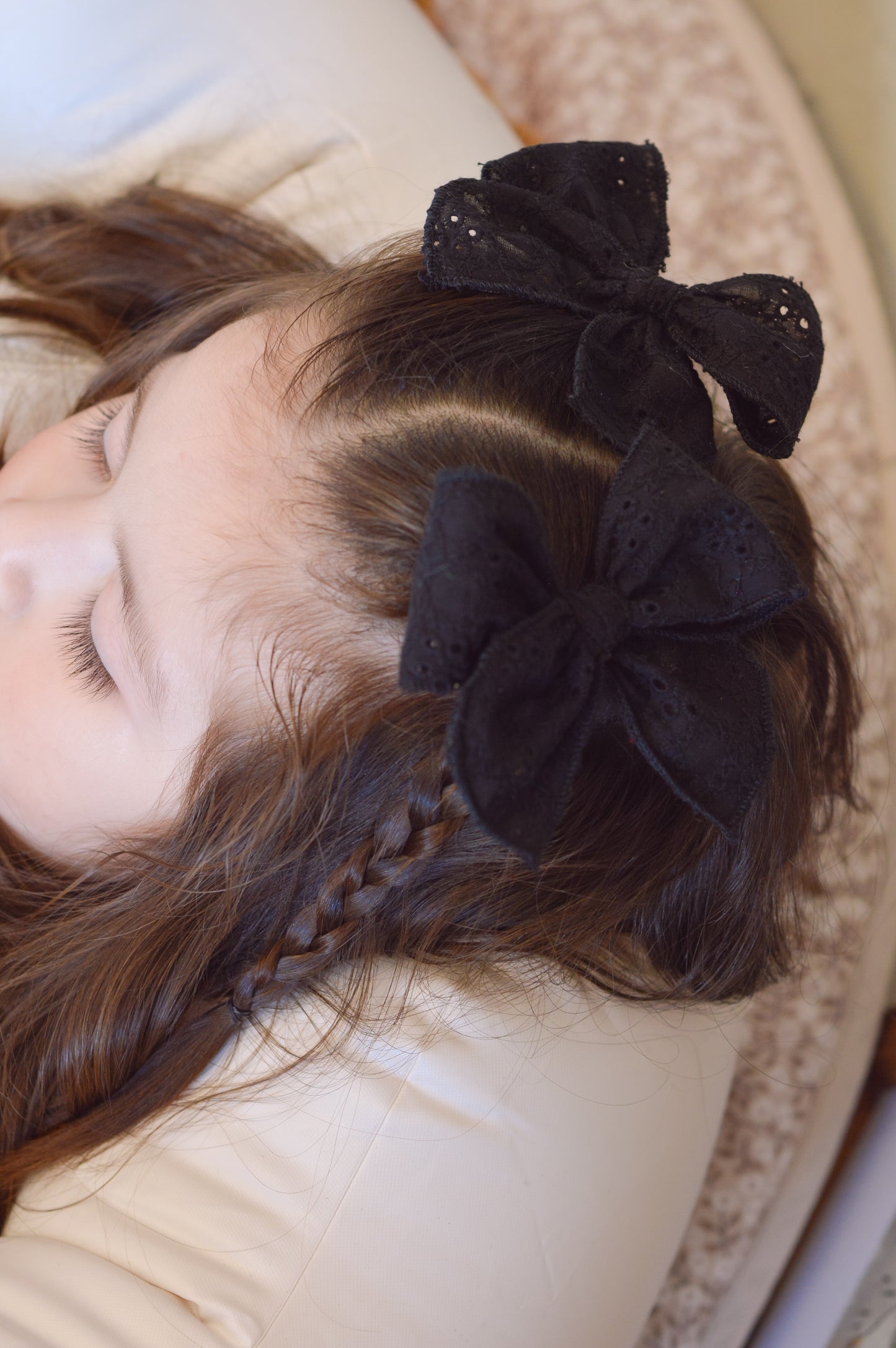Ma. Antonieta Par Black Eyelet
