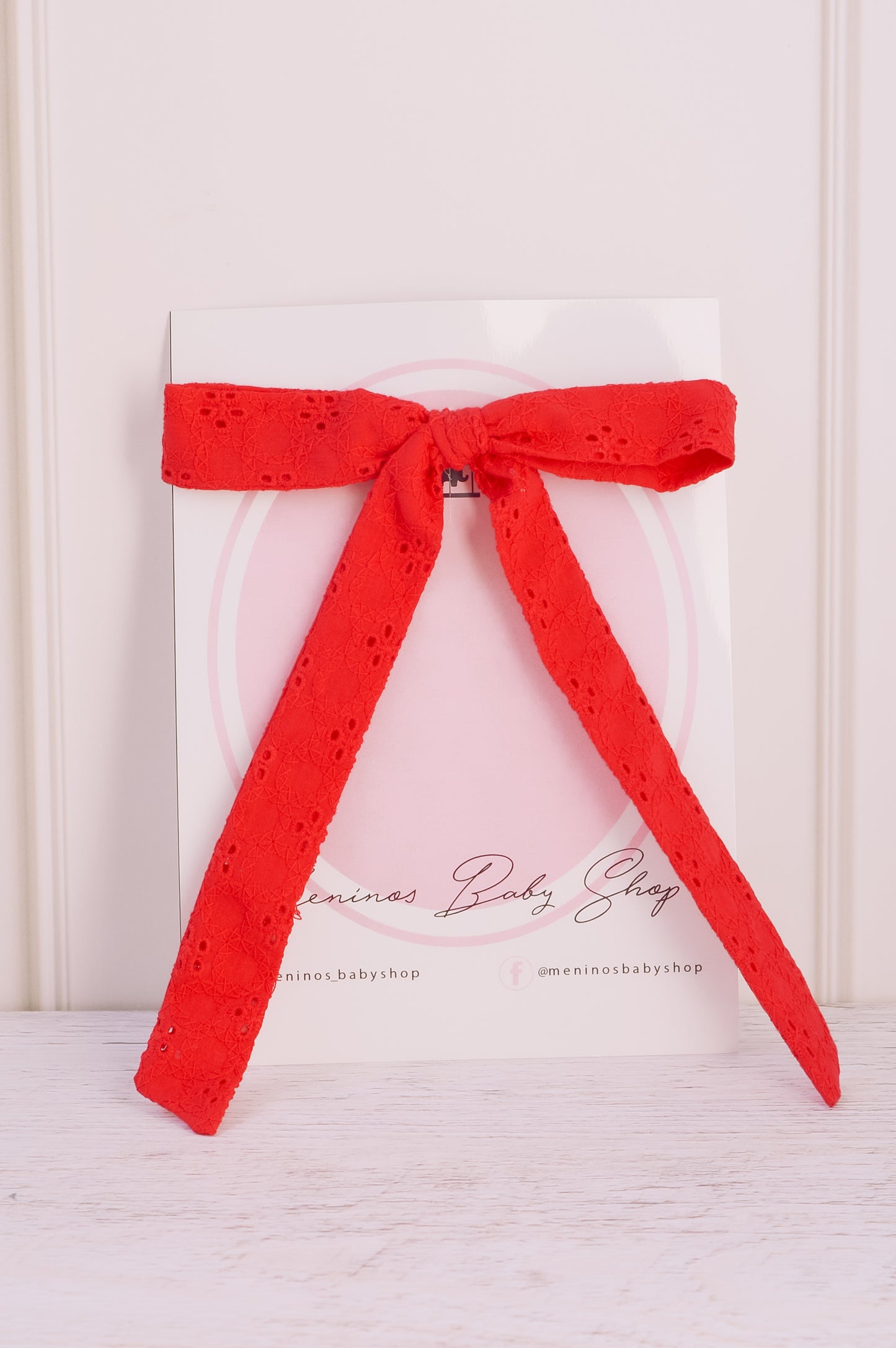 Lazo Red Eyelet