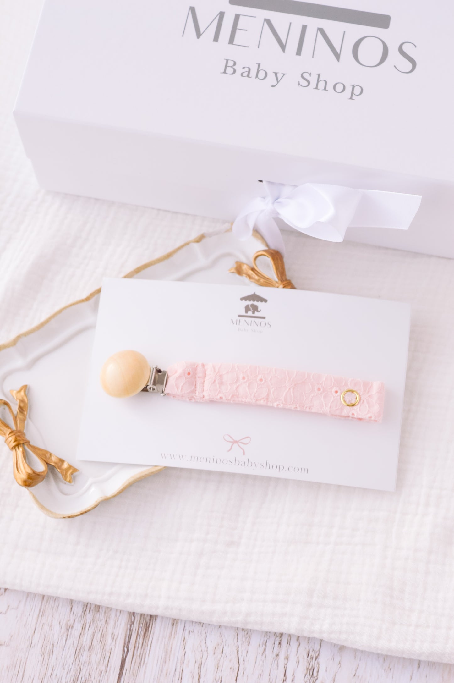 Portachupón Eyelet Pink