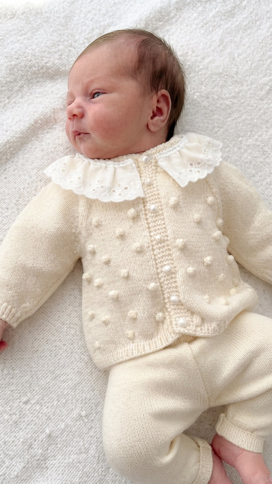Sweater bolitas Cuello