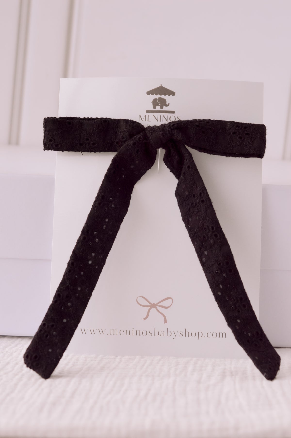 Lazo Black Eyelet