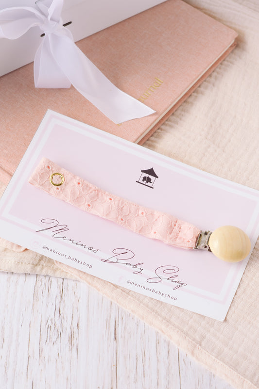 Portachupón Eyelet Pink