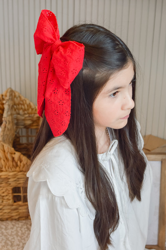 Red Eyelet