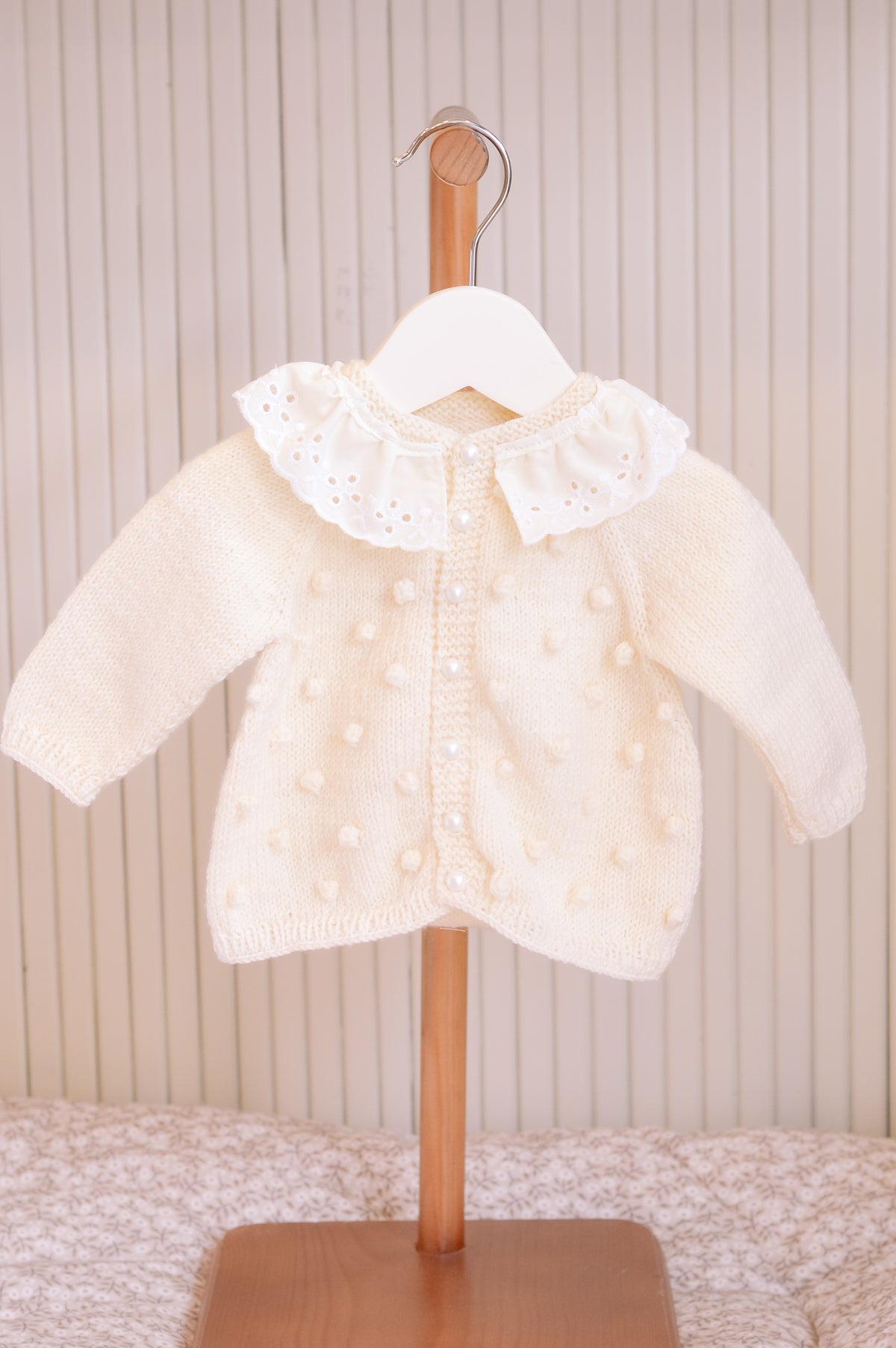Sweater bolitas Cuello