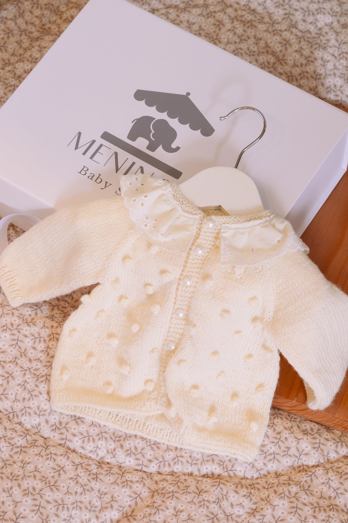 Sweater bolitas Cuello